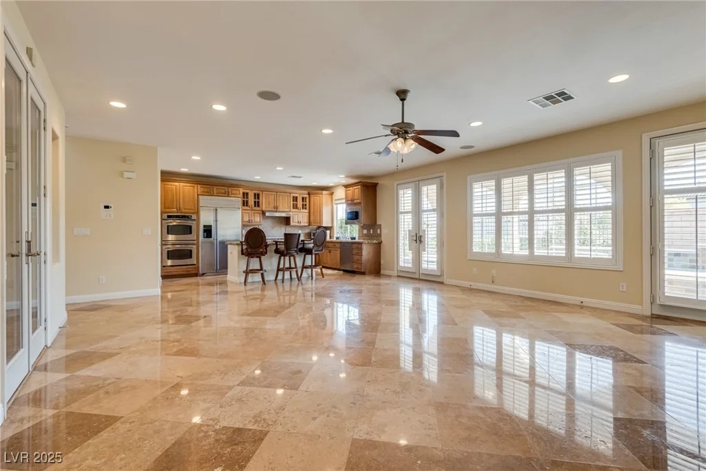 12021 La Palmera, Las Vegas, NV 89138