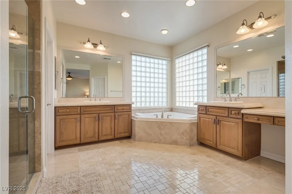 12021 La Palmera, Las Vegas, NV 89138