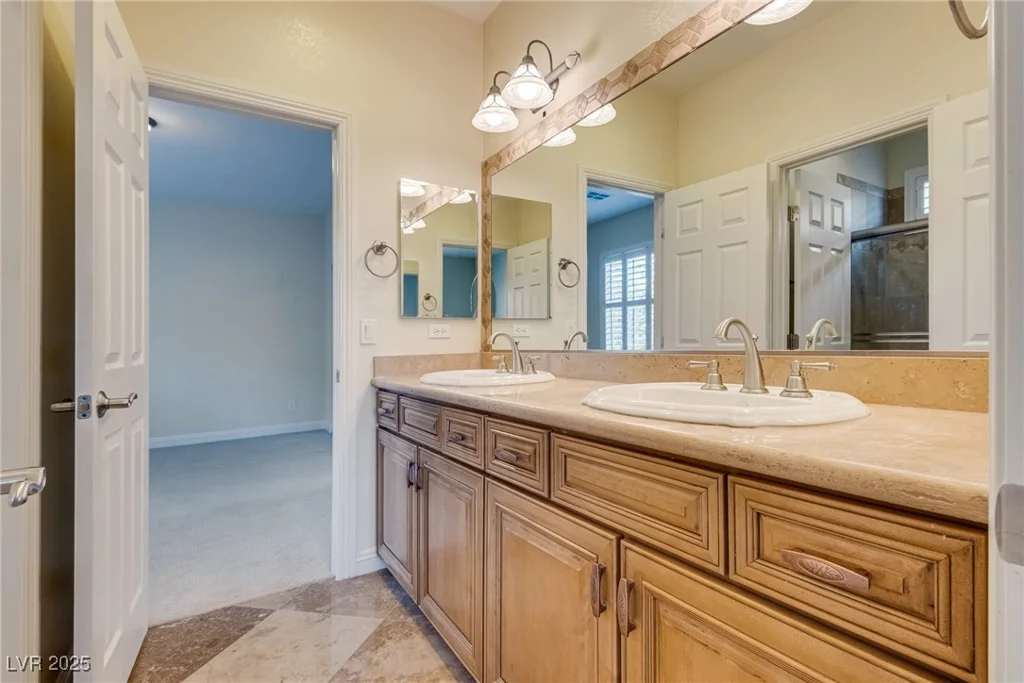 12021 La Palmera, Las Vegas, NV 89138