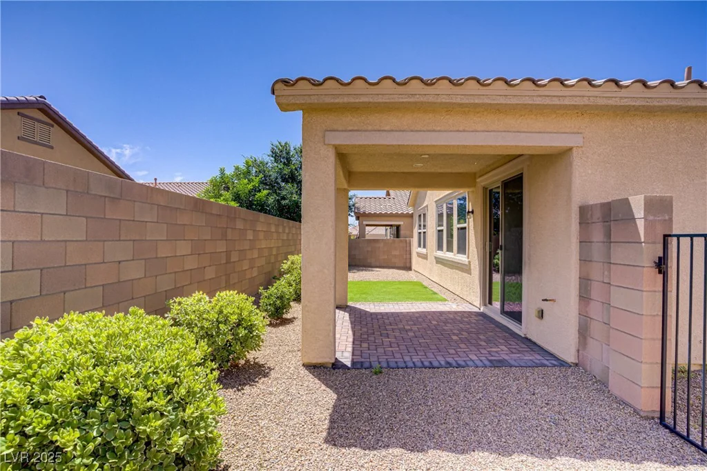 589 Via Paladini, Henderson, NV 89011