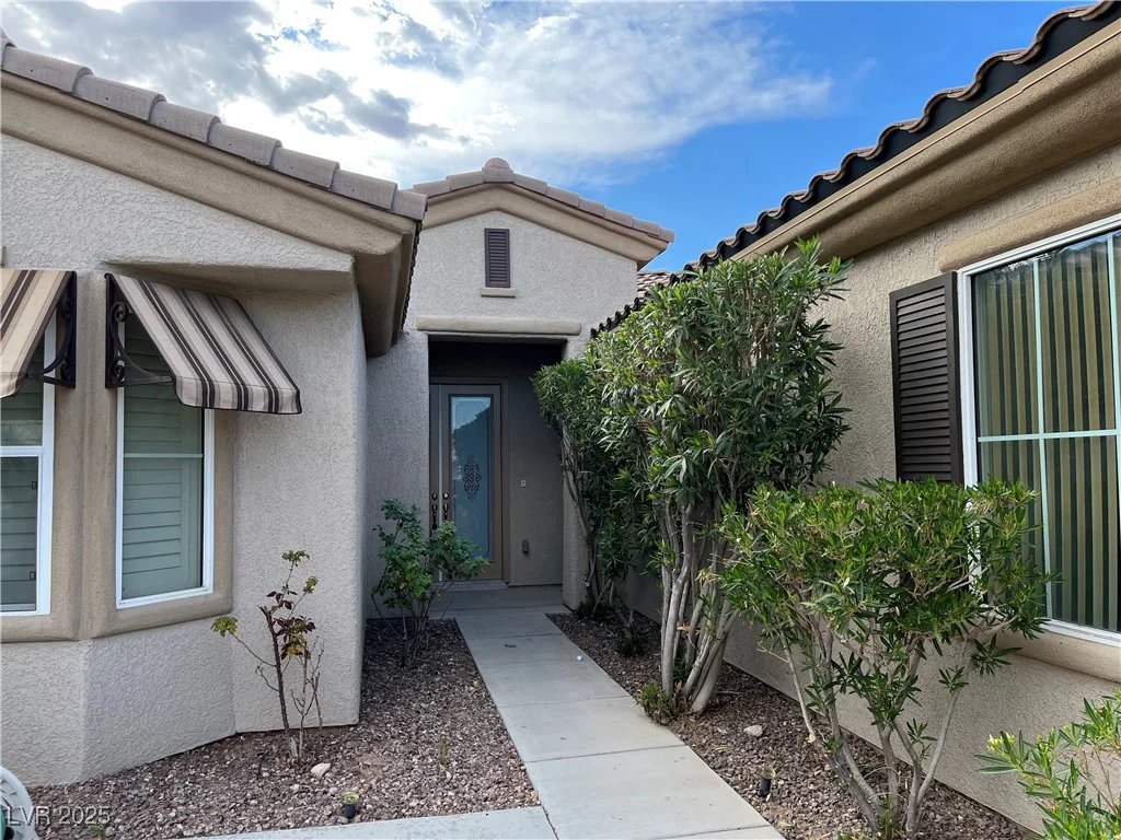 5049 Alfingo, Las Vegas, NV 89135