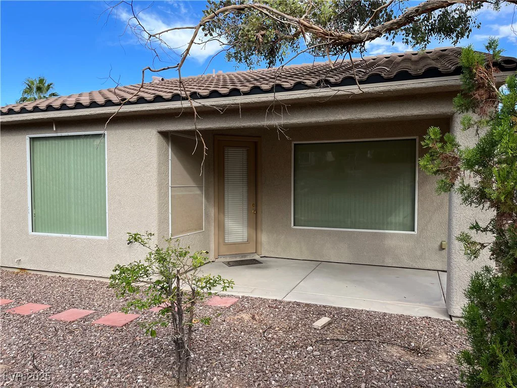 5049 Alfingo, Las Vegas, NV 89135