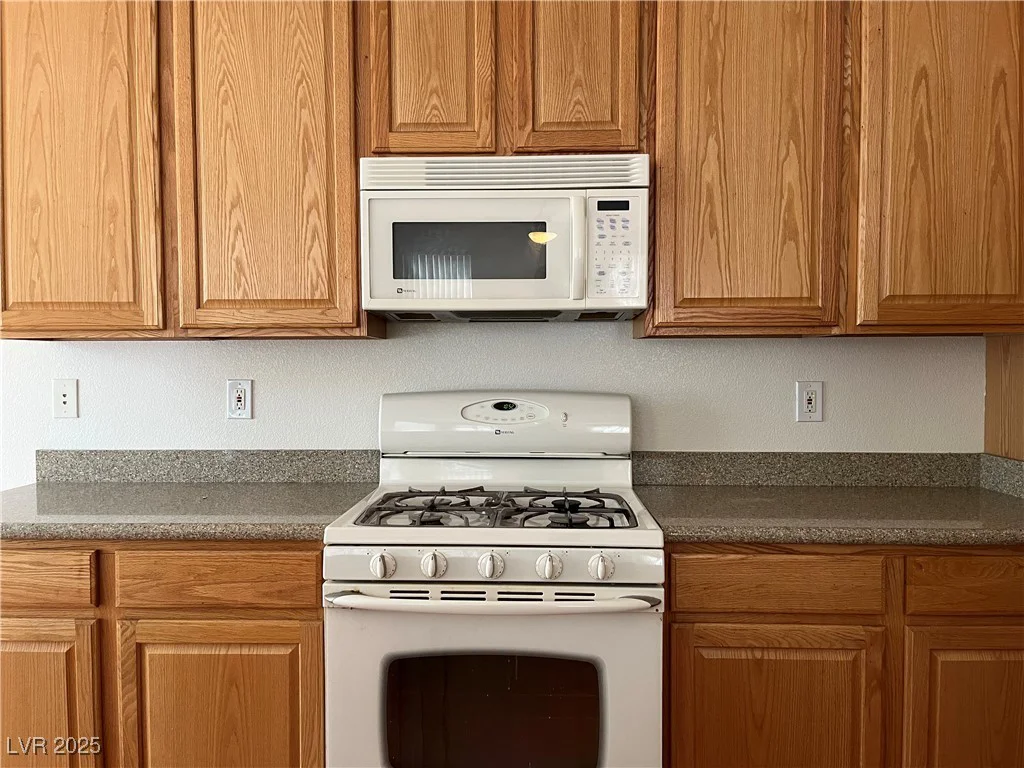 5049 Alfingo, Las Vegas, NV 89135