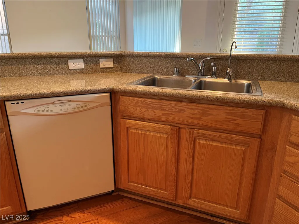 5049 Alfingo, Las Vegas, NV 89135