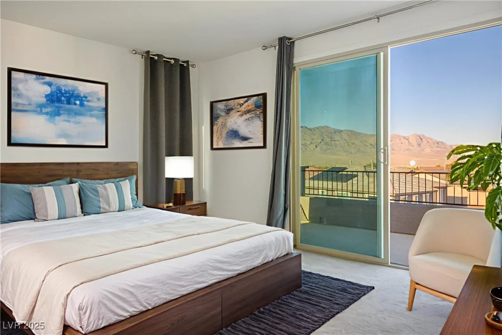 9476 Lunar Phase, Las Vegas, NV 89143