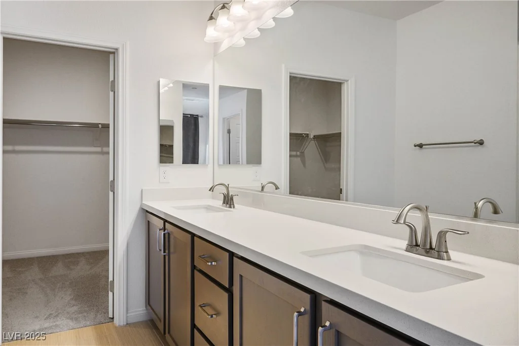 9476 Lunar Phase, Las Vegas, NV 89143