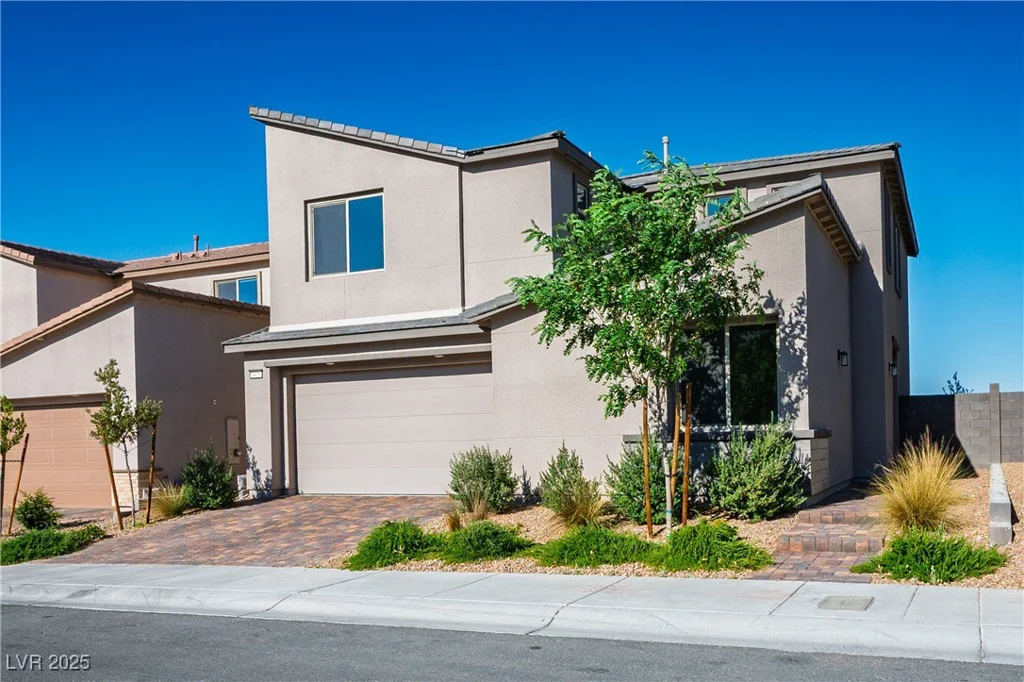 9476 Lunar Phase, Las Vegas, NV 89143