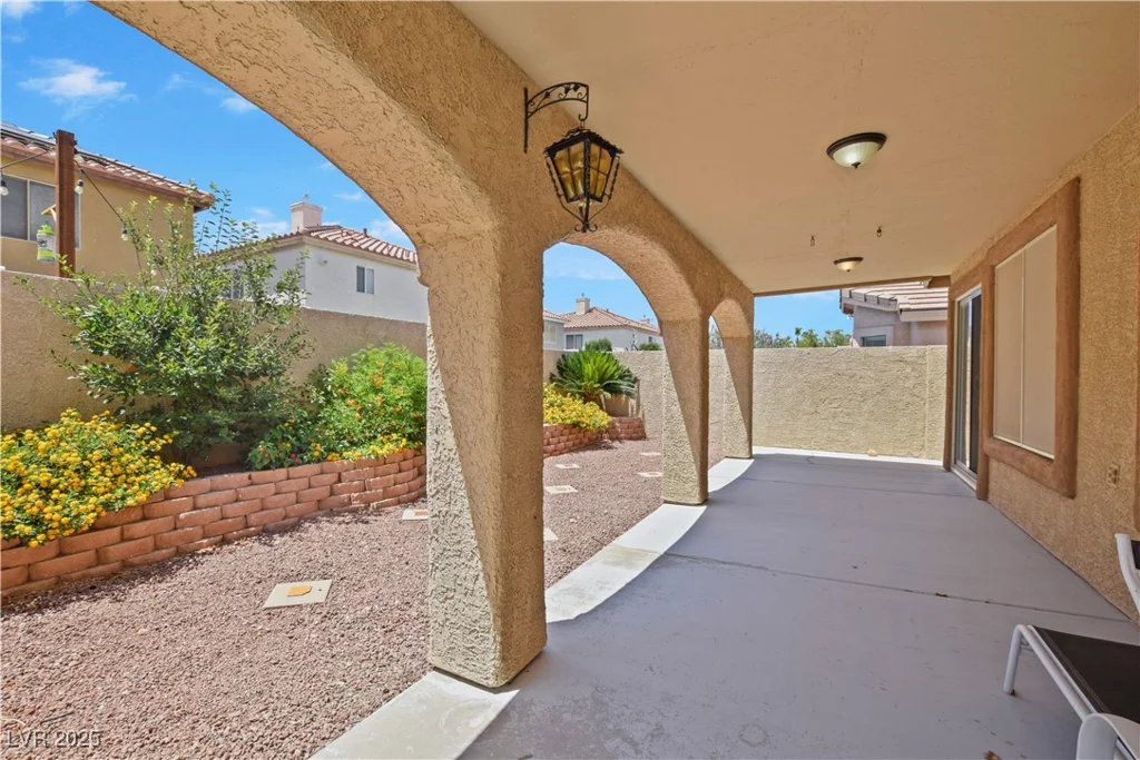 10203 ARLINGTON ABBY, Las Vegas, NV 89183