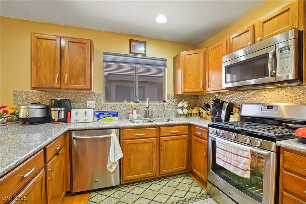 10203 ARLINGTON ABBY, Las Vegas, NV 89183