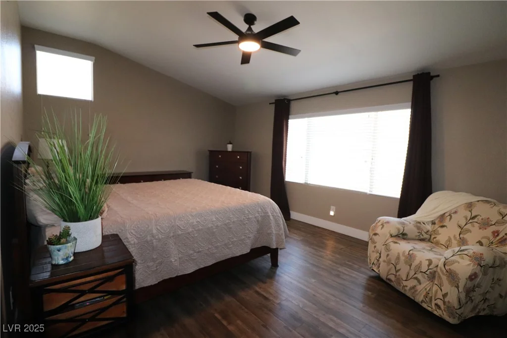 878 Samoy, Las Vegas, NV 89110