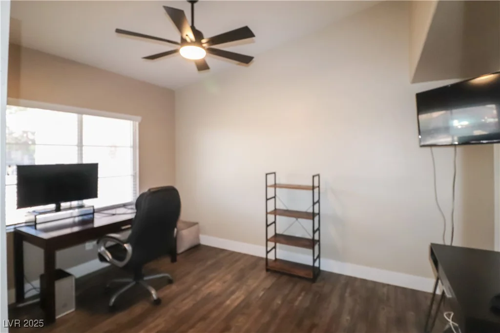 878 Samoy, Las Vegas, NV 89110