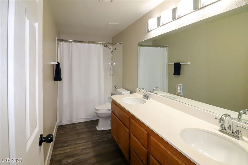 878 Samoy, Las Vegas, NV 89110