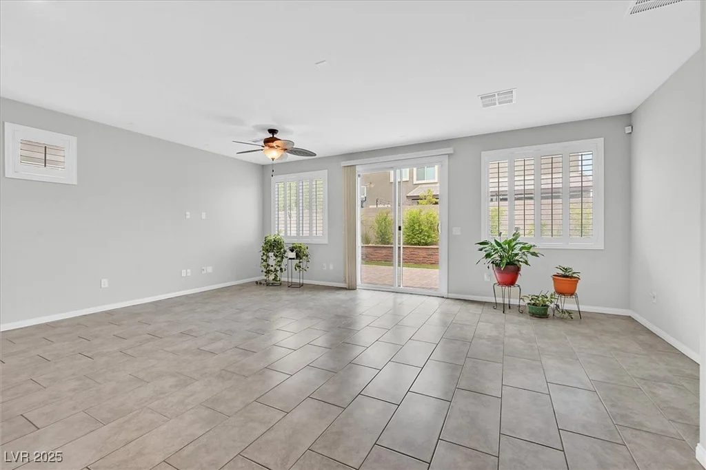 7224 Anora, North Las Vegas, NV 89084