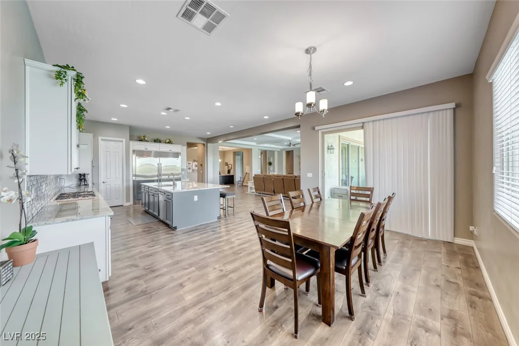 6311 Baker Creek, Las Vegas, NV 89149