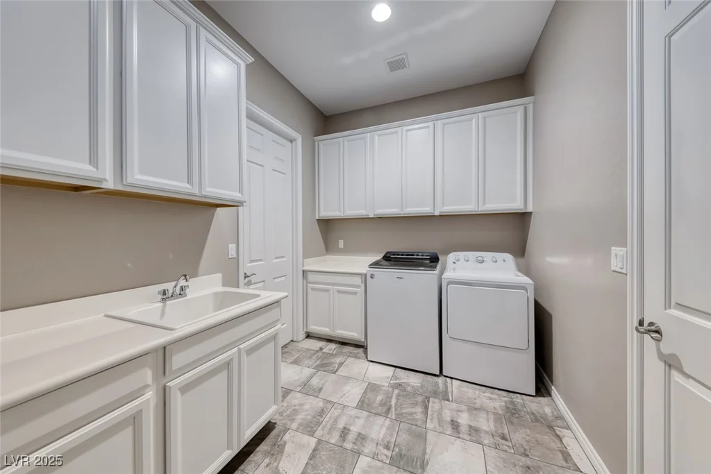 6311 Baker Creek, Las Vegas, NV 89149