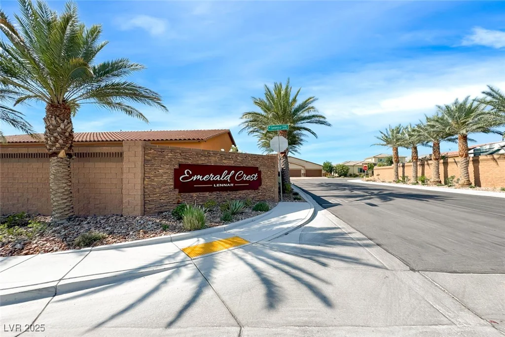 6311 Baker Creek, Las Vegas, NV 89149