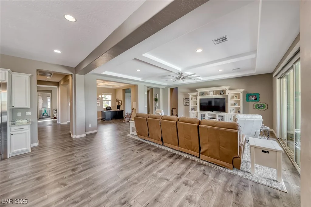 6311 Baker Creek, Las Vegas, NV 89149