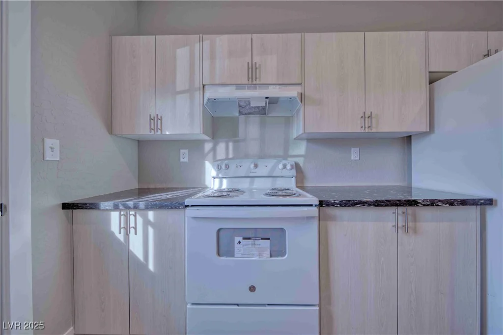 610 San Lorenzo, Pahrump, NV 89048
