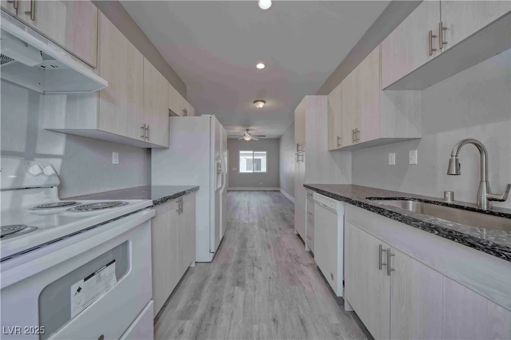 610 San Lorenzo, Pahrump, NV 89048