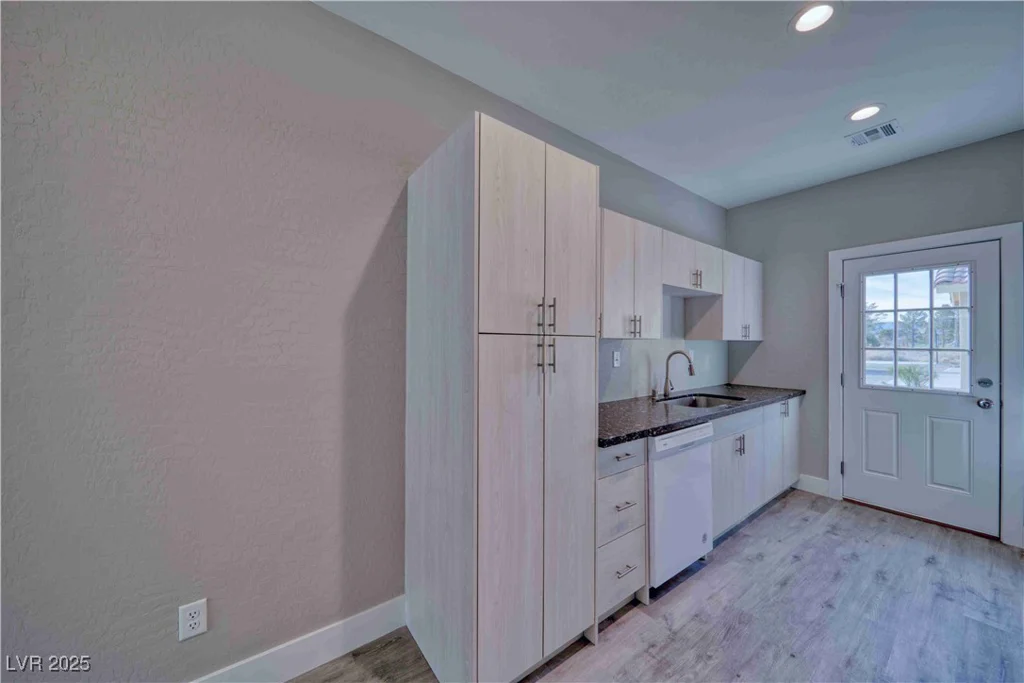 610 San Lorenzo, Pahrump, NV 89048
