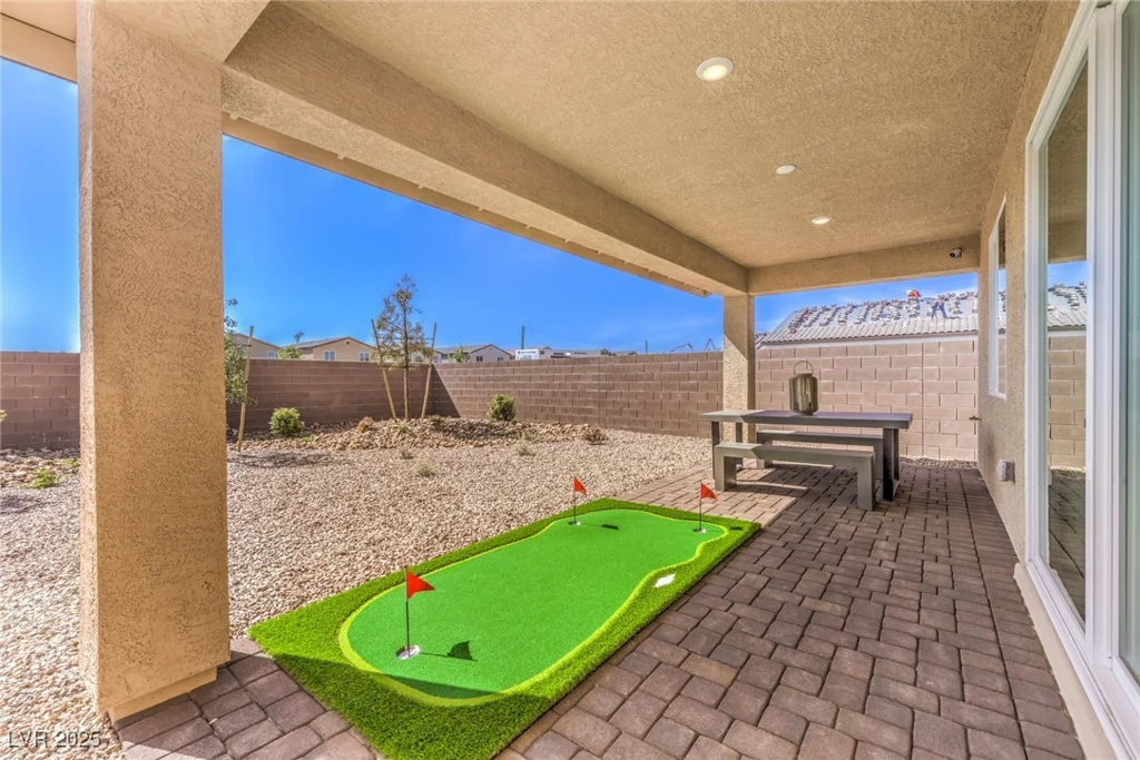 7713 Serenity Bay, North Las Vegas, NV 89084