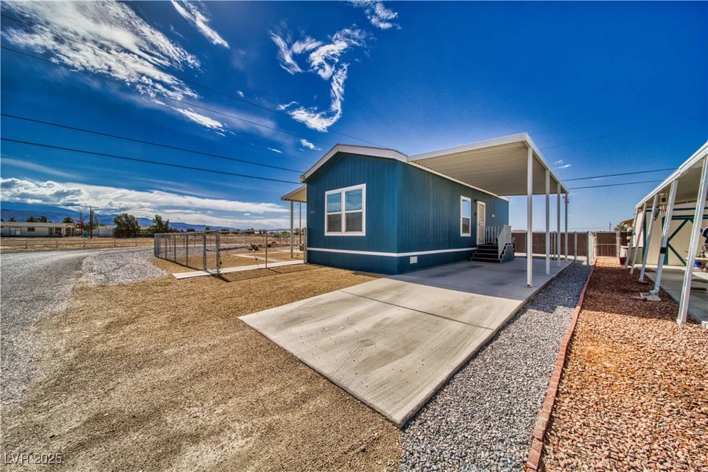 221 Moore, Pahrump, NV 89048
