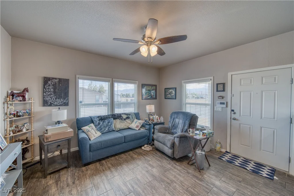 221 Moore, Pahrump, NV 89048