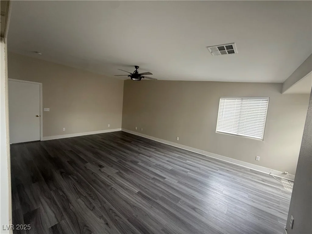 2025 Cary Grant, Las Vegas, NV 89142