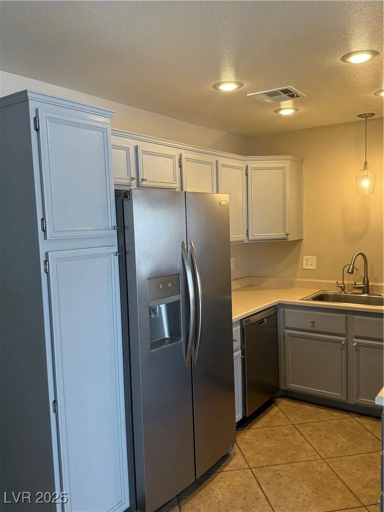 2025 Cary Grant, Las Vegas, NV 89142