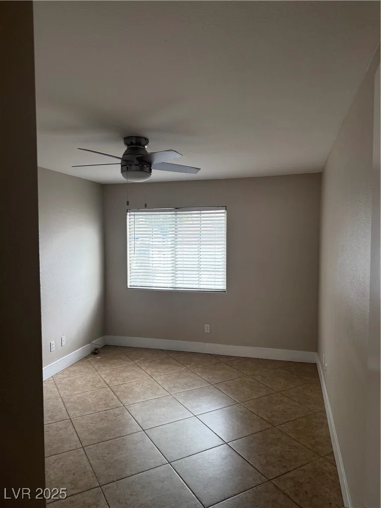 2025 Cary Grant, Las Vegas, NV 89142