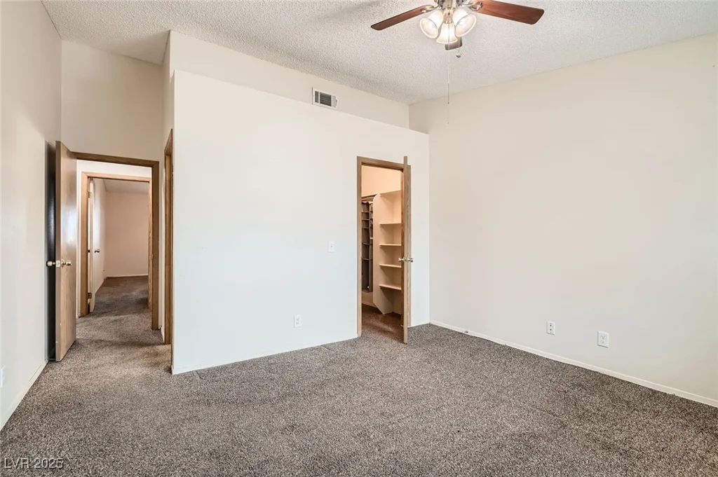 4611 Four Leaf Clover, Las Vegas, NV 89122