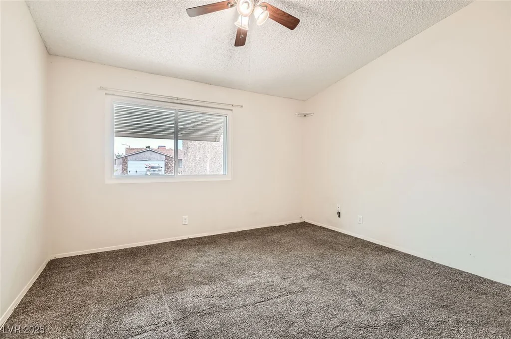 4611 Four Leaf Clover, Las Vegas, NV 89122