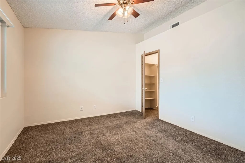 4611 Four Leaf Clover, Las Vegas, NV 89122
