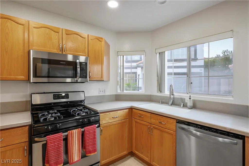 3331 Cheltenham, Las Vegas, NV 89129