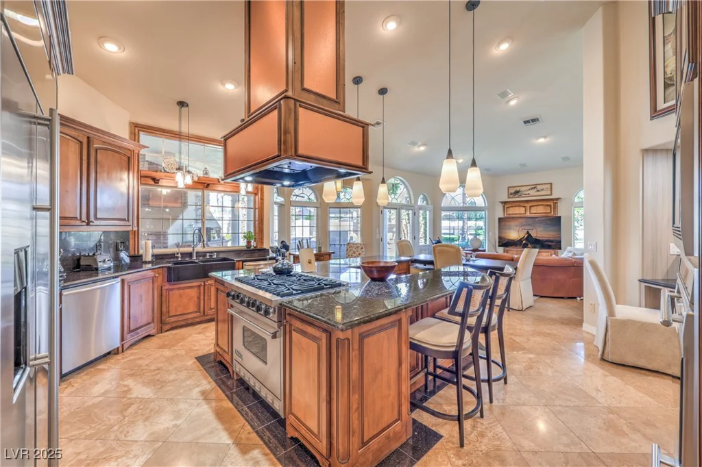 2201 Country Cottage, Las Vegas, NV 89117