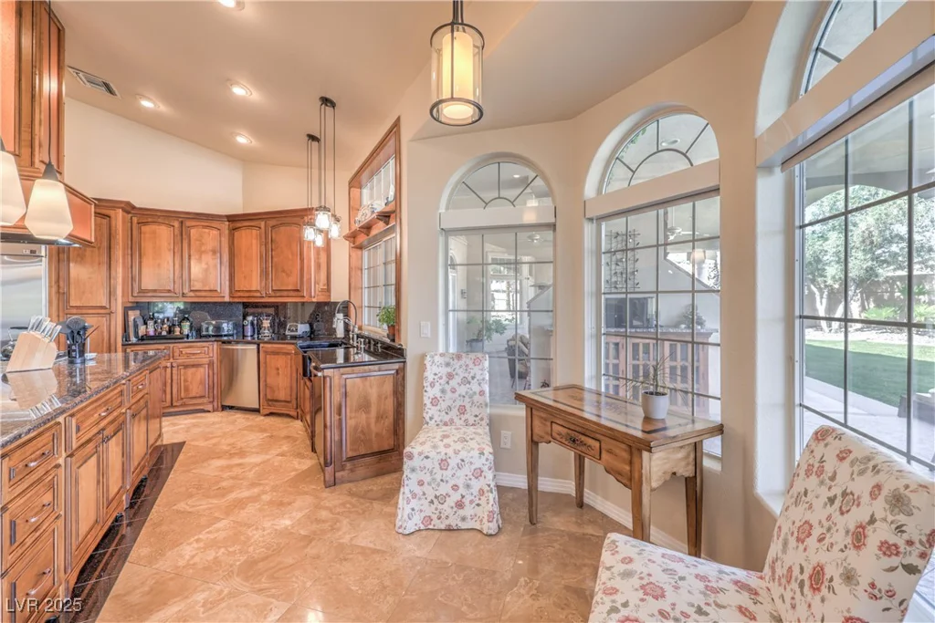 2201 Country Cottage, Las Vegas, NV 89117