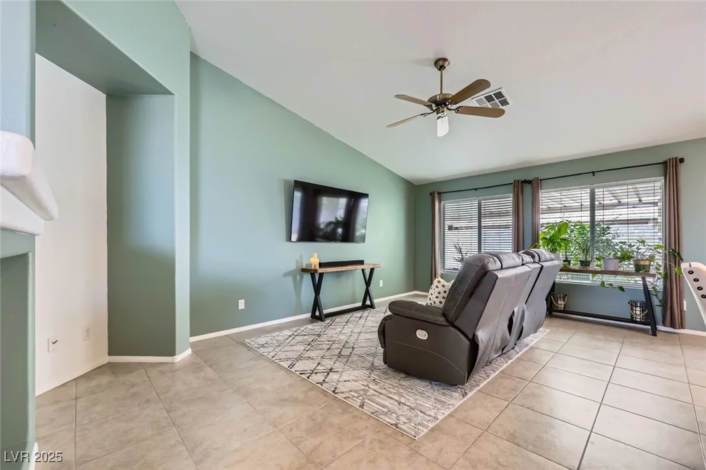 3220 Hammer, North Las Vegas, NV 89031