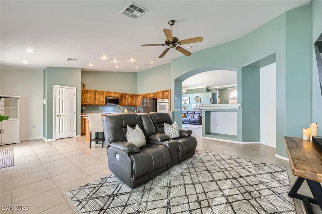 3220 Hammer, North Las Vegas, NV 89031
