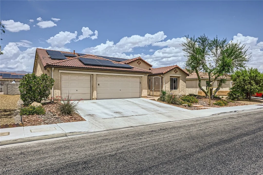 3220 Hammer, North Las Vegas, NV 89031