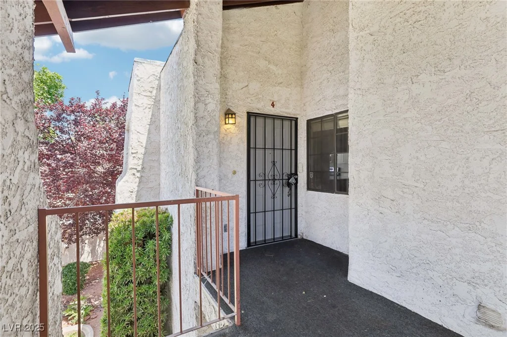 5063 Eldora, Las Vegas, NV 89146