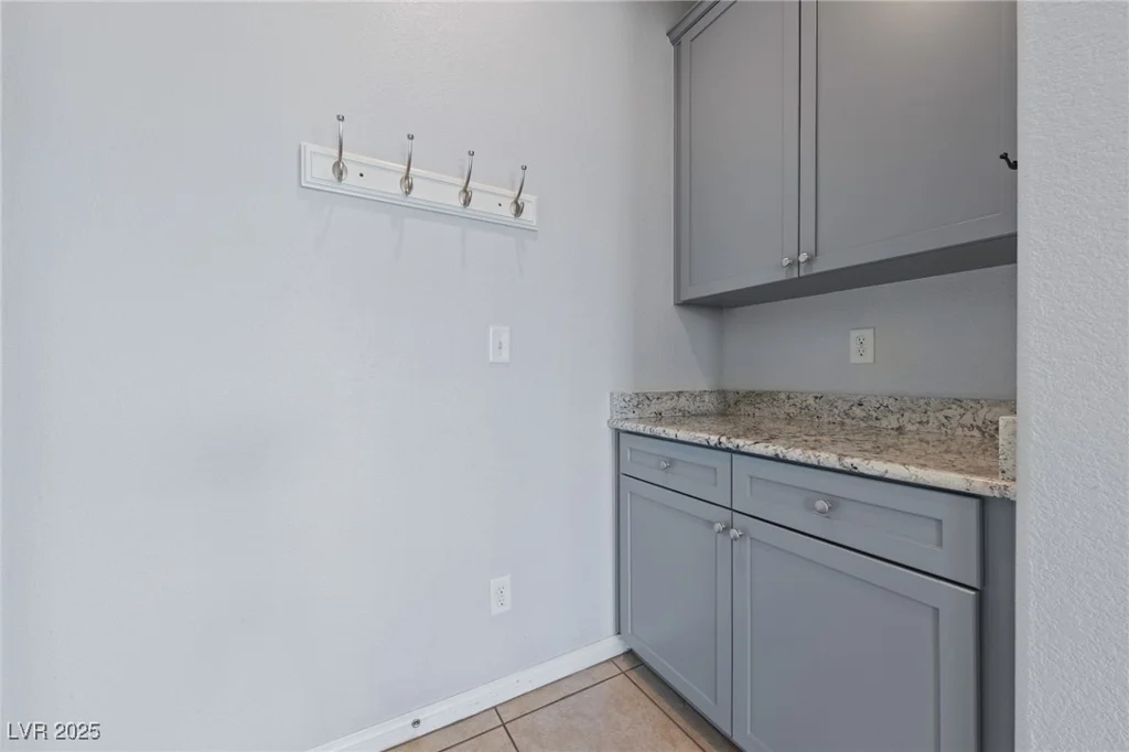 10373 Northern Hills, Las Vegas, NV 89166