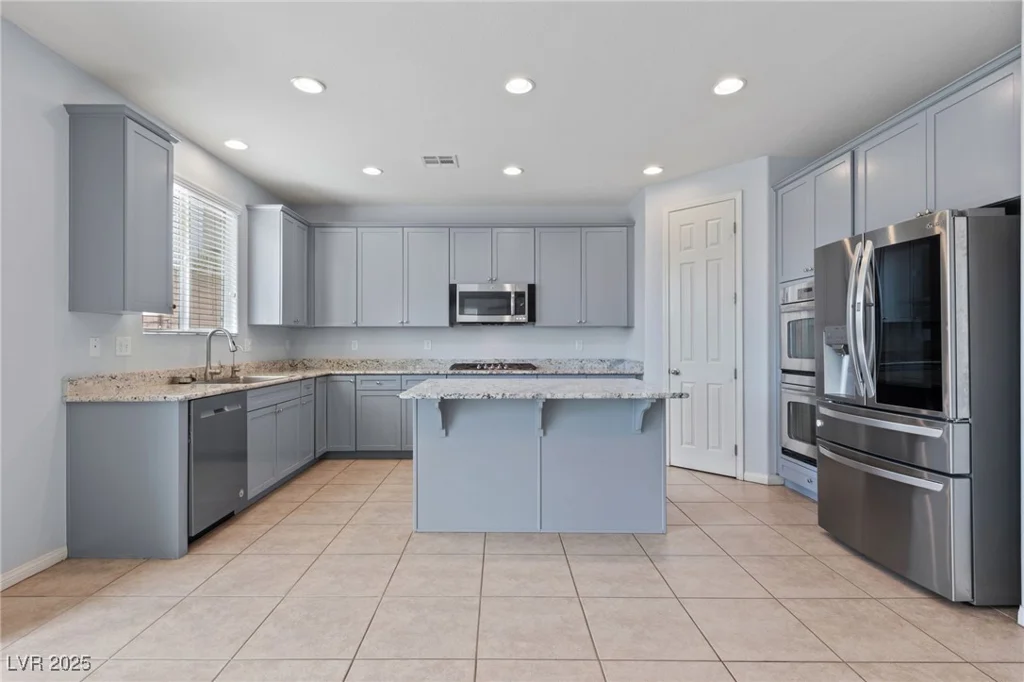 10373 Northern Hills, Las Vegas, NV 89166