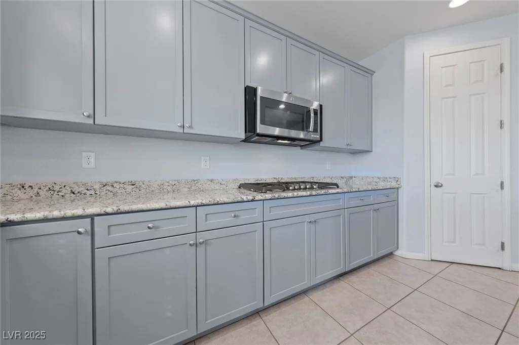 10373 Northern Hills, Las Vegas, NV 89166