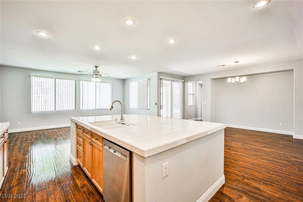 9987 Shiloh Heights, Las Vegas, NV 89178