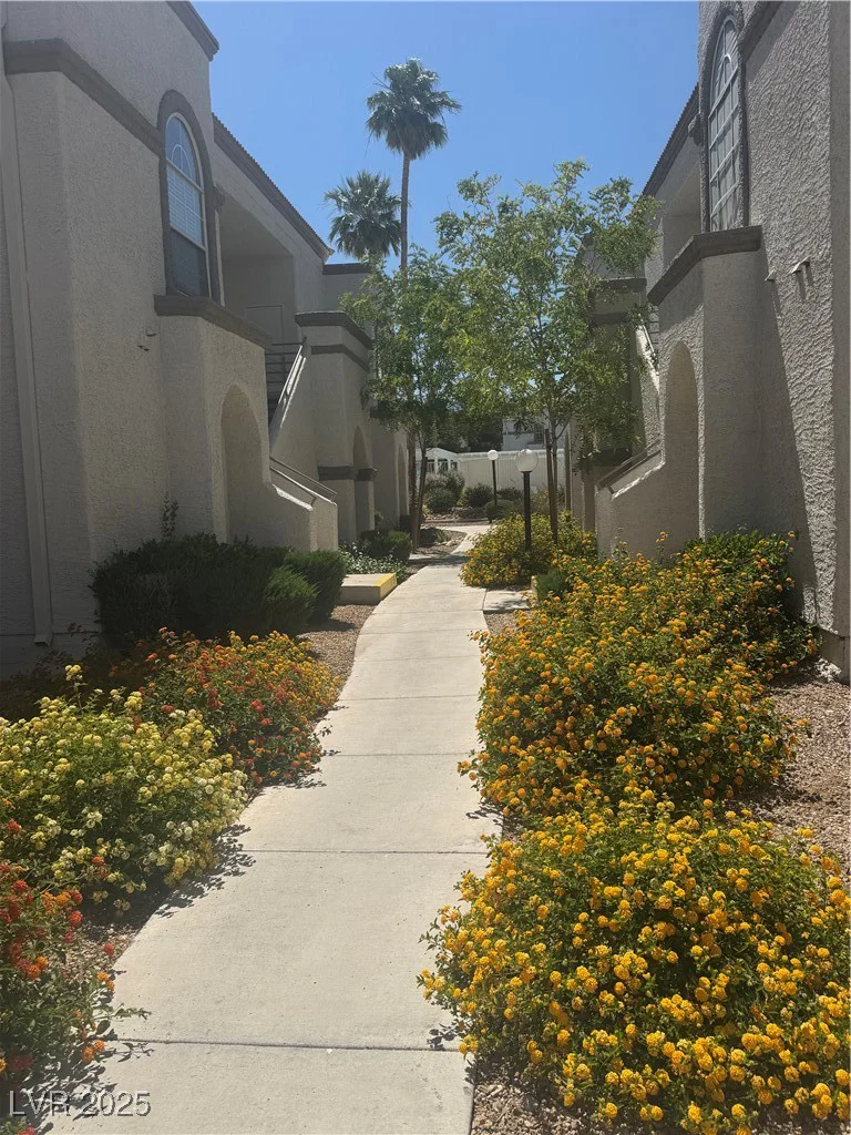 3150 Soft Breezes, Las Vegas, NV 89128