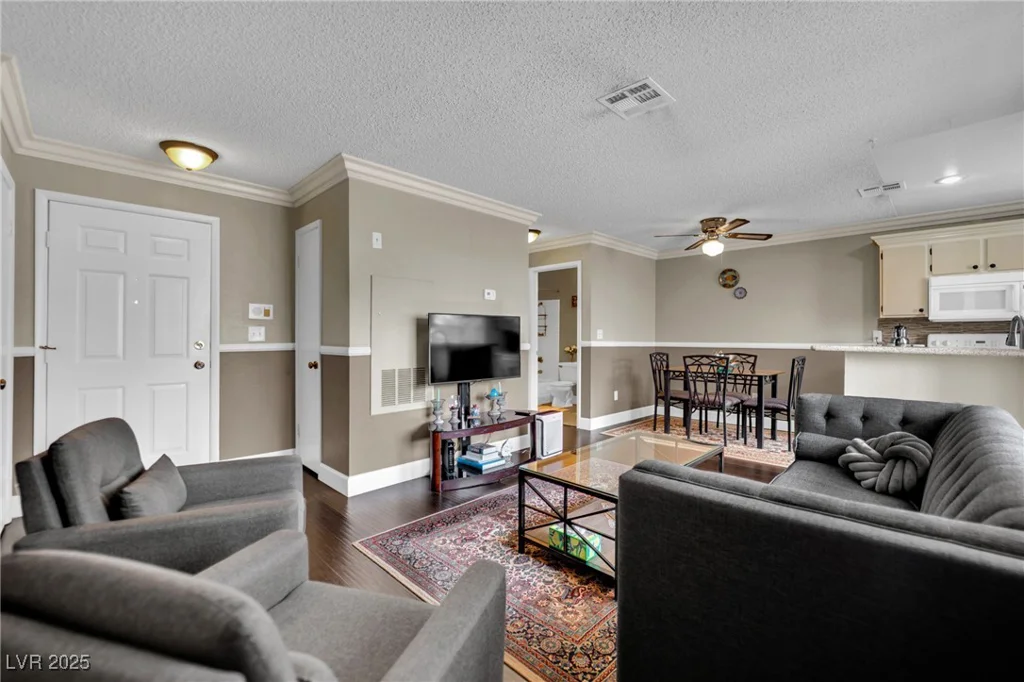 3150 Soft Breezes, Las Vegas, NV 89128