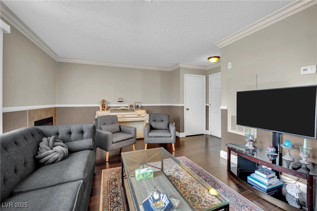 3150 Soft Breezes, Las Vegas, NV 89128