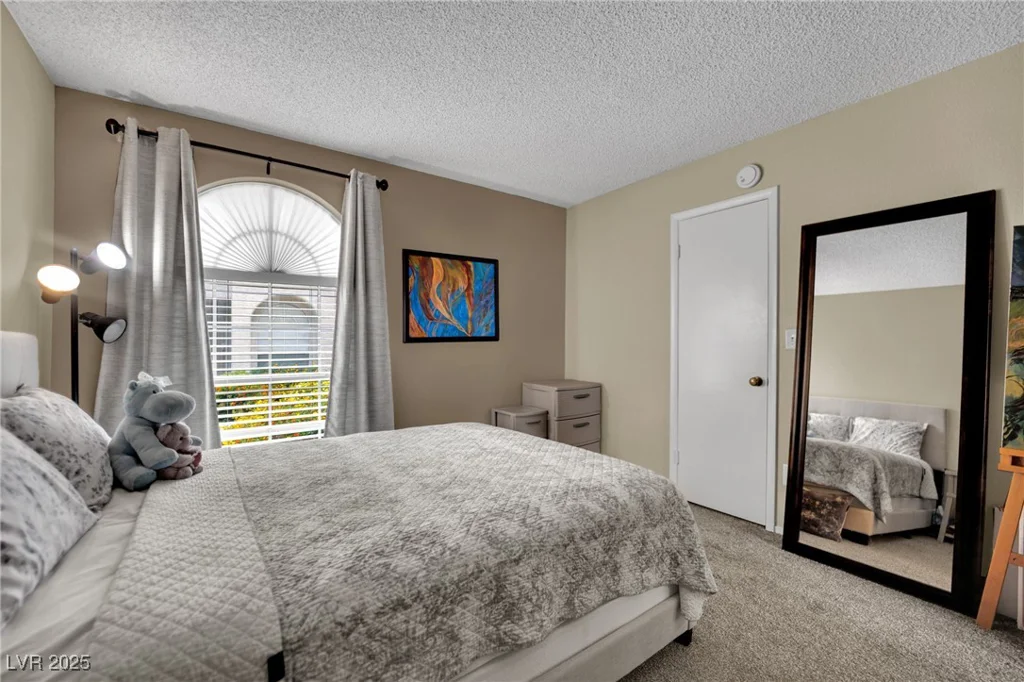 3150 Soft Breezes, Las Vegas, NV 89128
