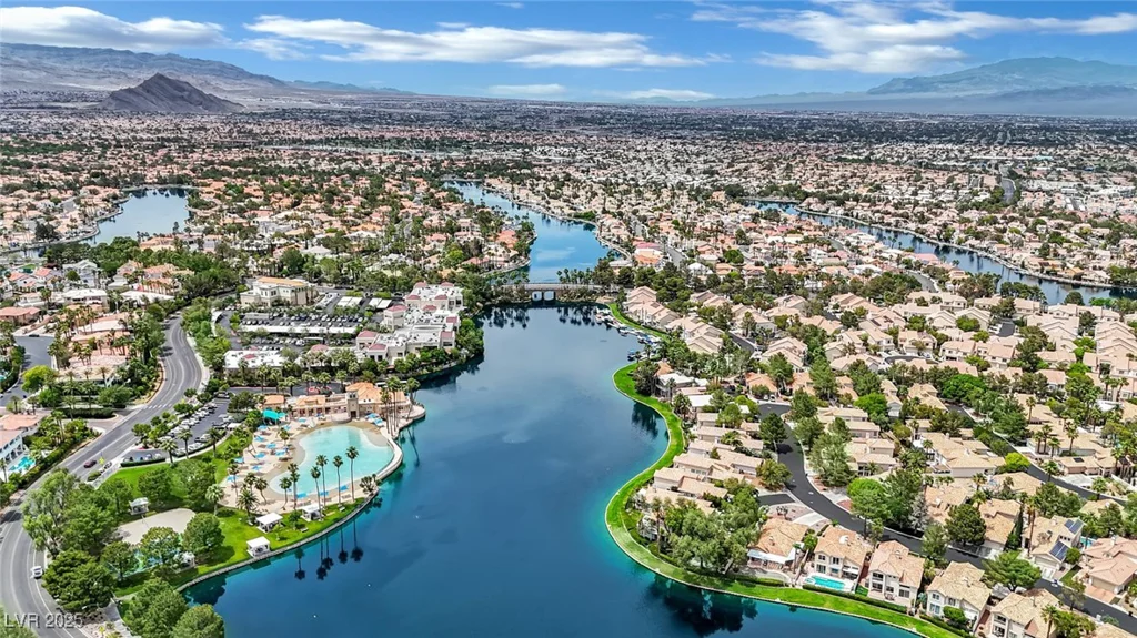 3150 Soft Breezes, Las Vegas, NV 89128