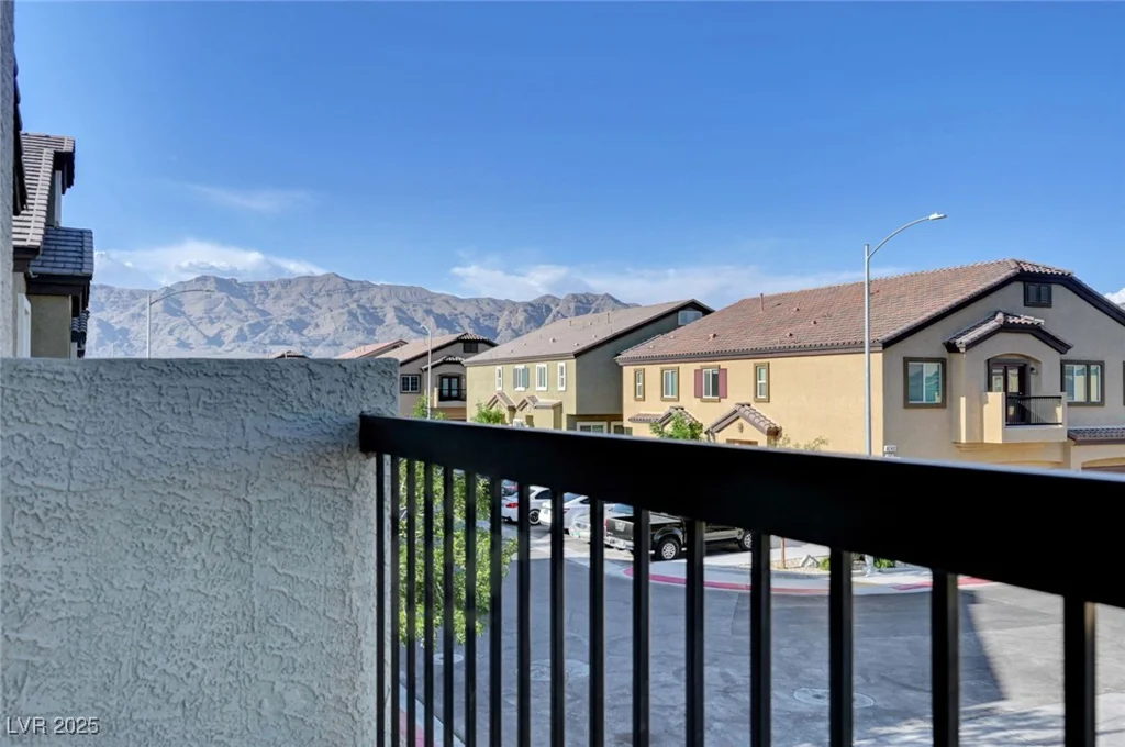 7505 Emerald Stars, North Las Vegas, NV 89084